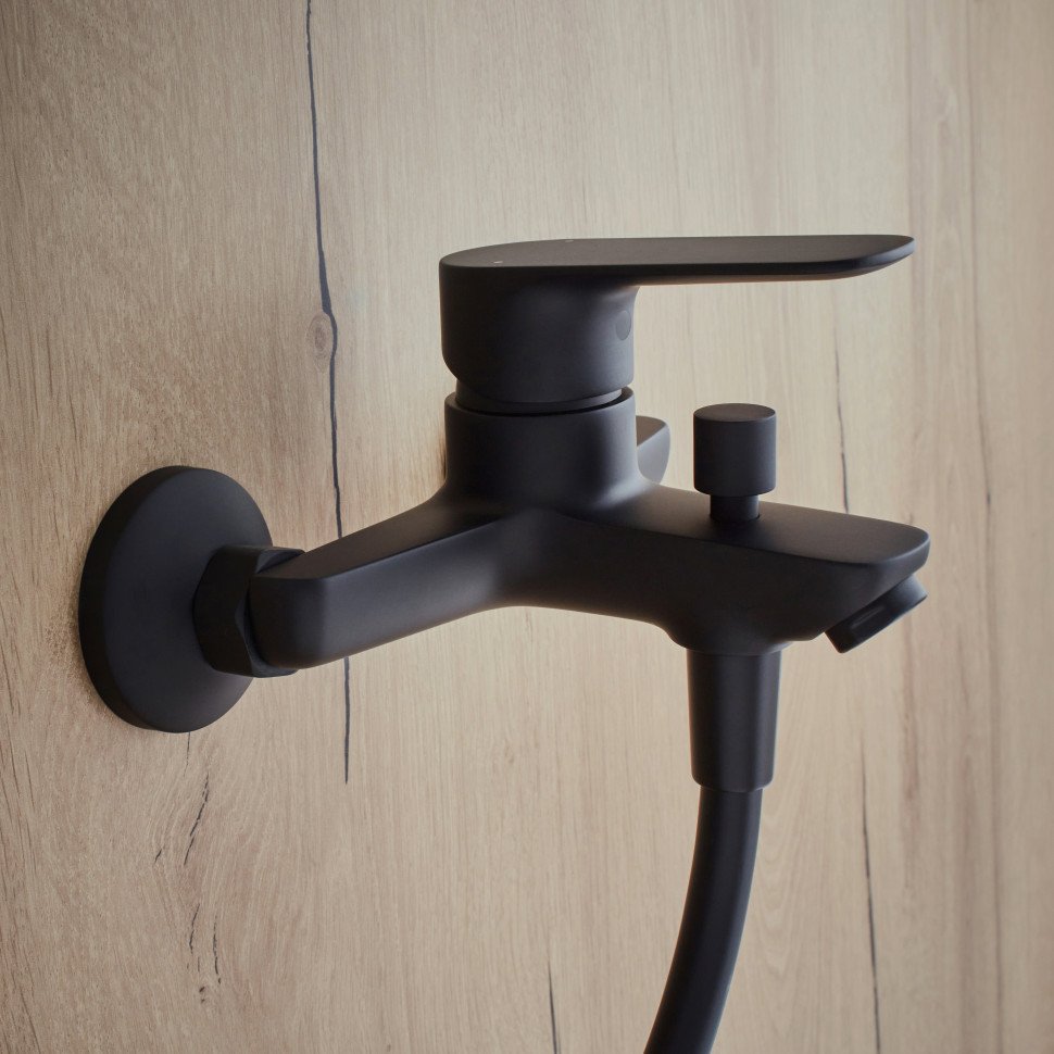 Смеситель для ванны и душа Jacob Delafon (Якоб Делафон) Oscar E29844-BL черный матовый