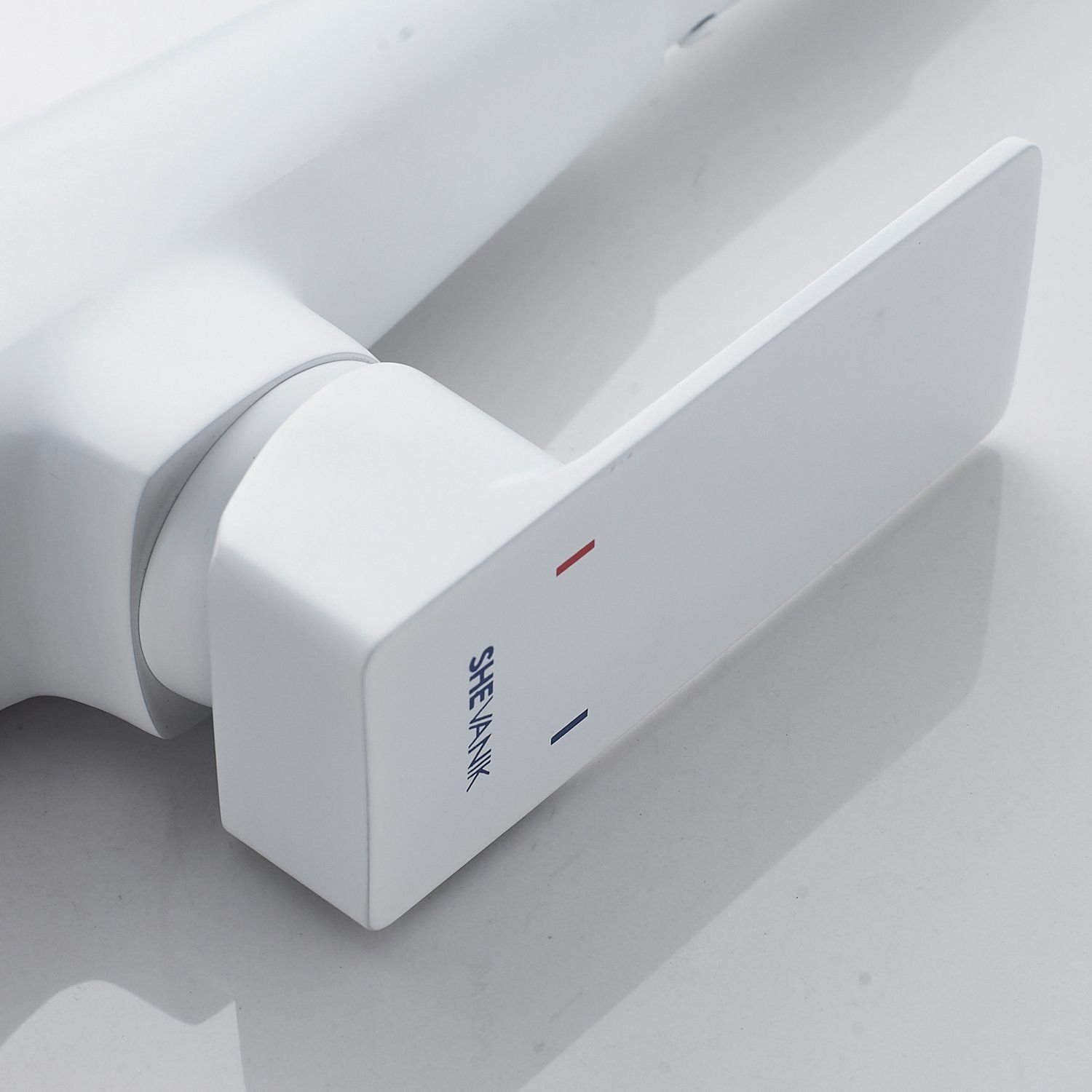 Смеситель для кухни с гибким изливом Shevanik (Шеваник) S543C-1, белый