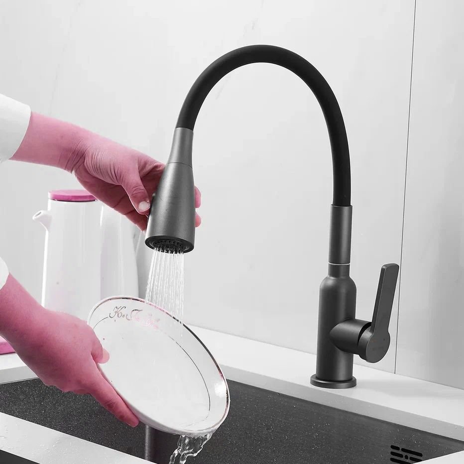 Смеситель для кухни с гибким изливом Shevanik (Шеваник) S843T-3, оружейная сталь/черный