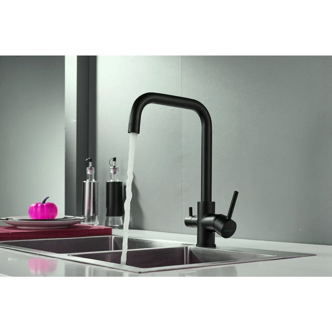 Смеситель для кухни с подключением фильтра Shevanik (Шеваник) S228H, черный