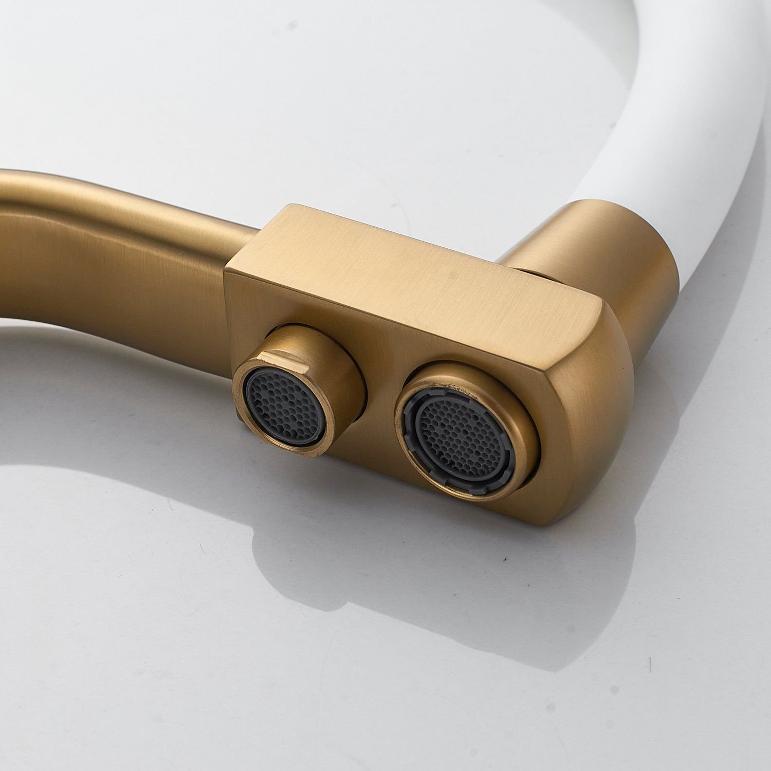 Смеситель для кухни с подключением фильтра Shevanik (Шеваник) S968G, золотой сатин