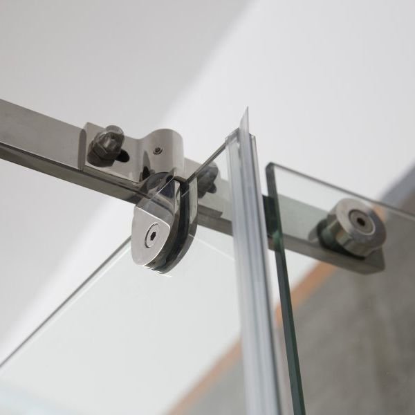 Душевой уголок Alex Baitler (Алекс Батлер) 885х2000 мм профиль хром, стекло тонированное (AB 245-90)