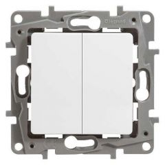 Выключатель двойной с подсветкой Legrand (Легранд) 1066877 Etika (Этика) 2 клавиши квадратный скрытой установки белый
