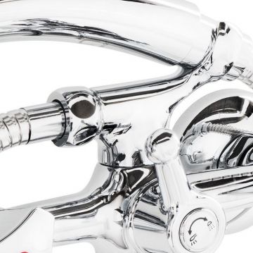 Смеситель Milardo (Милардо) для ванны Bering комплектный длинный излив глянцевый хром BE270BW6K+W21 MI