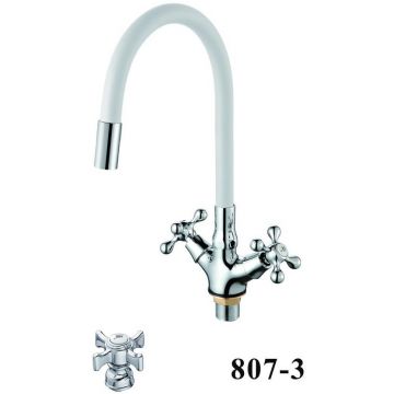 Смеситель для кухни с гибким изливом D-Lin (Д-Лин) D153807-3, хром/белый