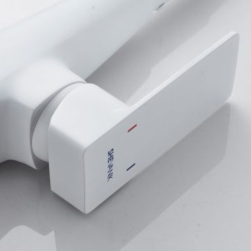 Смеситель для кухни с гибким изливом Shevanik (Шеваник) S543C-1, белый