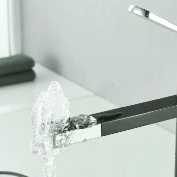 Смеситель для раковины с поворотным носиком Shevanik (Шеваник) S6611H, черный/хром