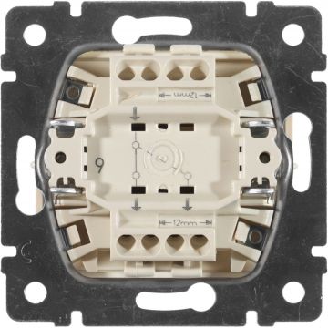 Переключатель Legrand (Легранд) 774306 Valena на два направления 1 клавиша 10 A 250 В квадратный скрытой установки слоновая кость (без подсветки)