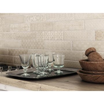 Настенная плитка GayaFores (Гаяфорес) Bricktrend Rev. Deco Almond 8,15x33,15 см (906511)