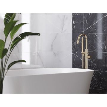 Плинтус Meissen (Мейсен) Gatsby глянцевый белый 15х25 см (A-GT1U052/ N)