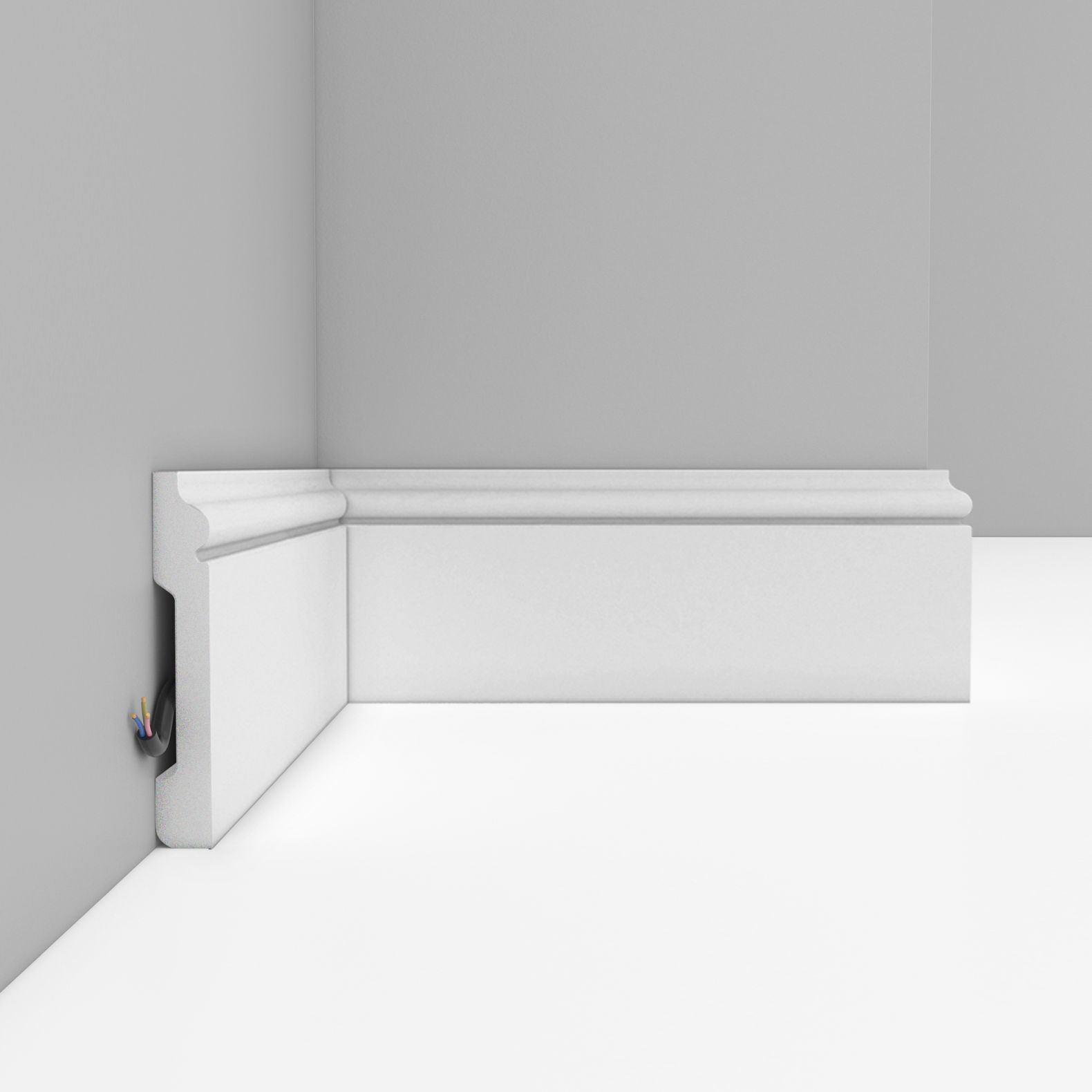 Плинтус напольный Decomaster (Декомастер) 79х13х2400 мм белый матовый D005-115ДМ