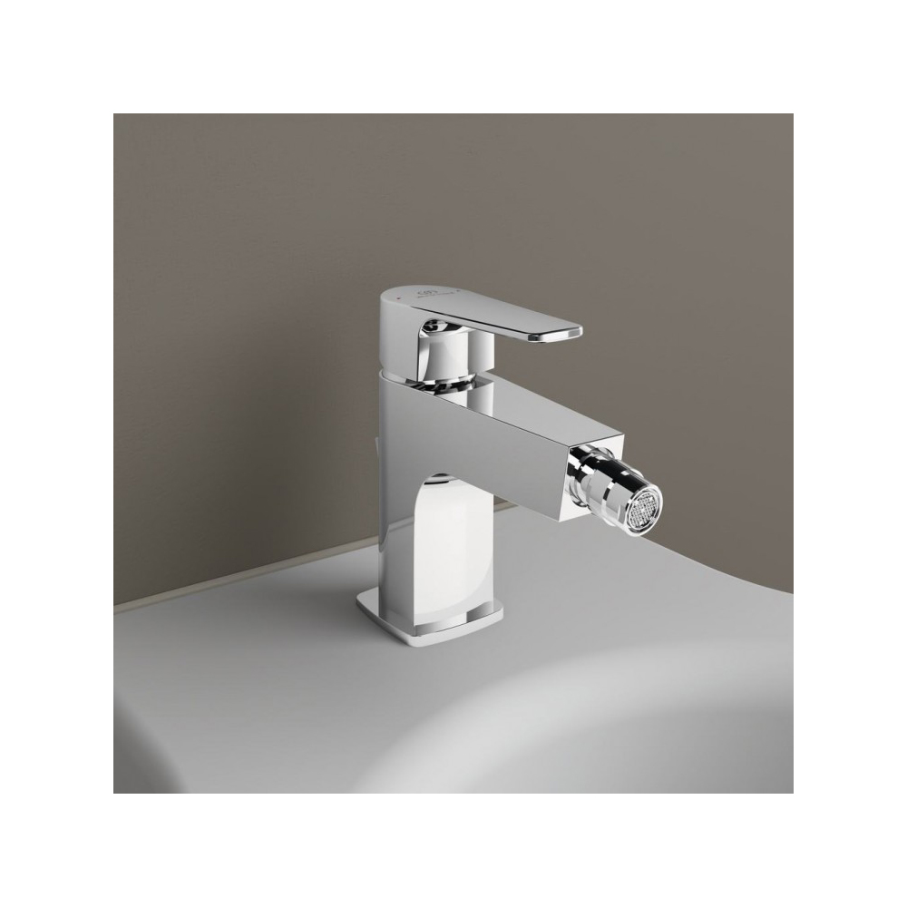 Смеситель для биде Ideal (Идеал) Standard Cerafine D с пластиковым донным клапаном BC691AA хром