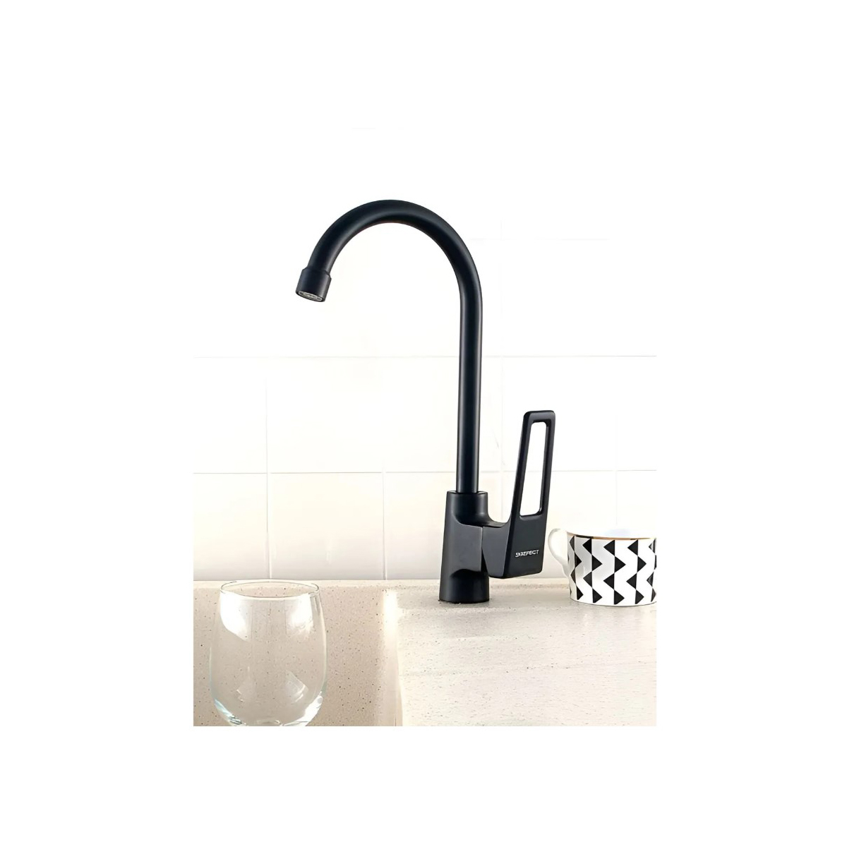 Смеситель для кухни Эверест (Everest) B40-1546 черный