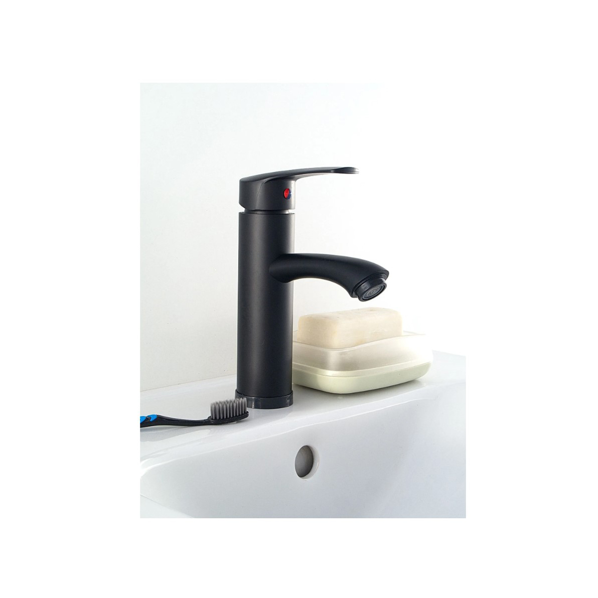 Смеситель для раковины Эверест (Everest) B10-0456M черный