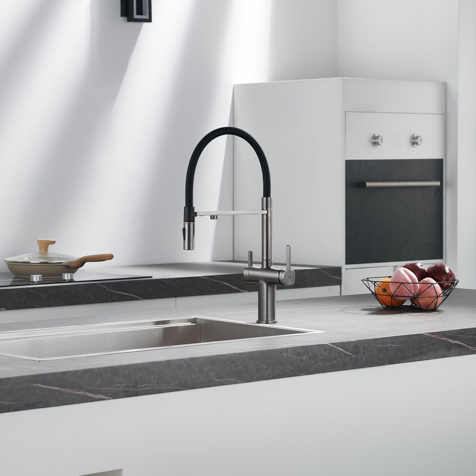 Смеситель для кухни с подключением фильтра воды Rose (Розе) , оружейная сталь, R358T