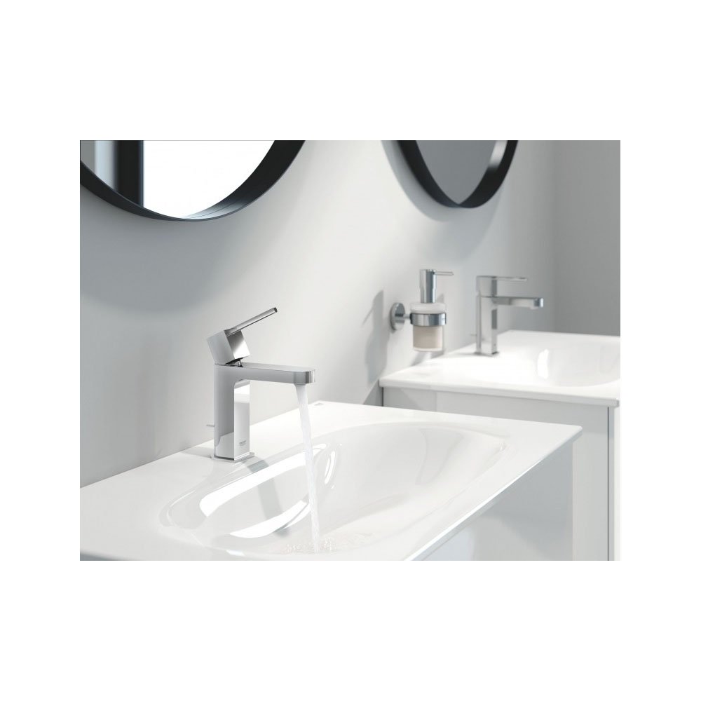 Смеситель для раковины Grohe (Гроэ) Plus с нажимным сливным гарнитуром, S-Size, хром 33163003