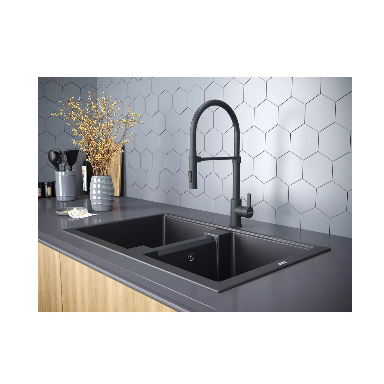 Смеситель для кухни Paulmark (Паульмарк) Halt, антрацит, Ha214021-AN