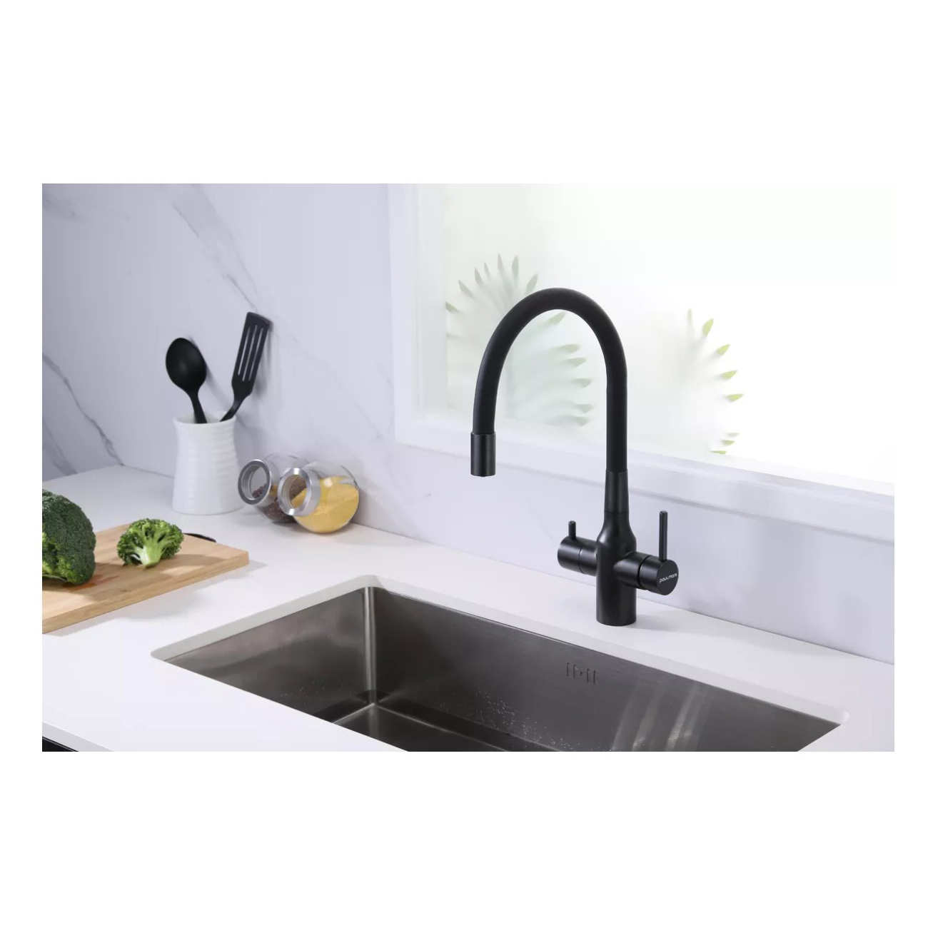 Смеситель для кухни Paulmark (Паульмарк) Salix, черный, Sa213419-BLM