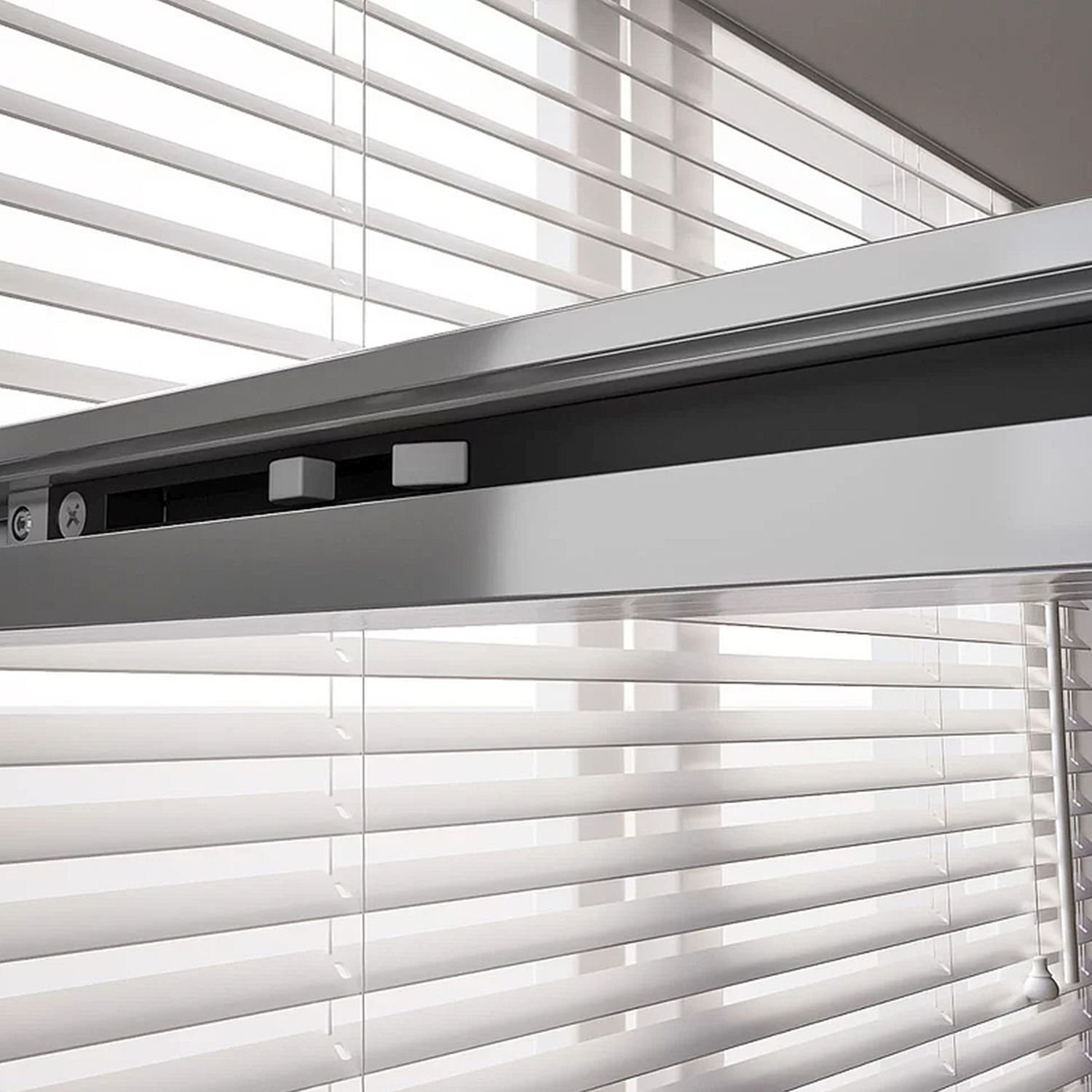 Душевая дверь Veconi (Векони) Premium Trento PTD-40CH PTD40-CH-140-01-C4 Стекло прозрачное 1400х2000х8 мм хром