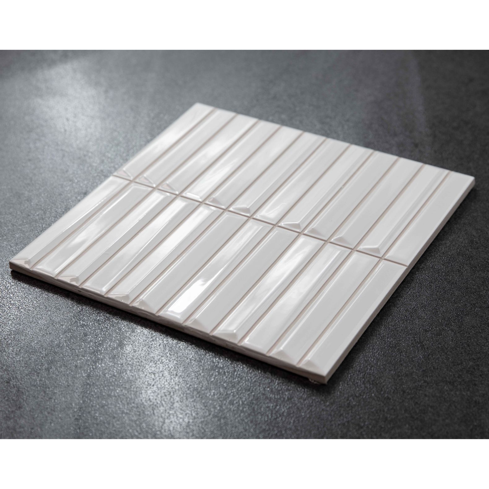 Керамическая плитка Monopole (Монополе) Melody White глянцевая 20x20 см, 85679