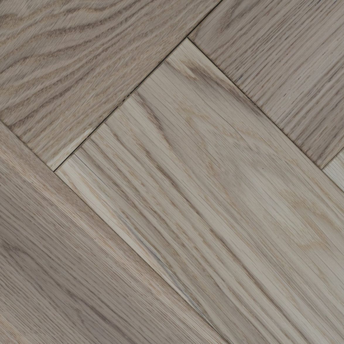 Инженерный двухслойный паркет Damy Floor (Дэми Флор) Luxury Английская елка Селект Скандинавский 600х90х15 мм