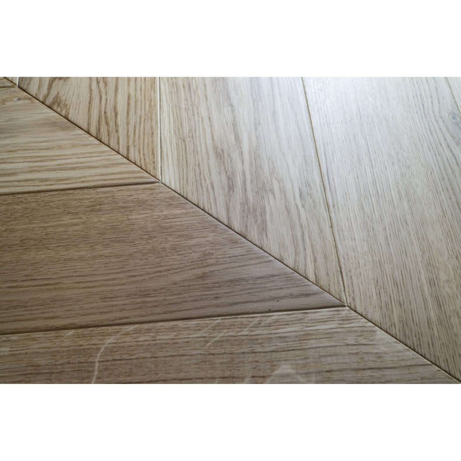 Инженерный двухслойный паркет Damy Floor (Дэми Флор) Luxury Французская елка Евростандарт Скандинавский 620х120х15 мм