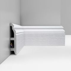 Плинтус напольный Decomaster (Декомастер) 100х22х2400 мм D232-70ДМ