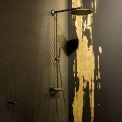Душевая система Cisal Less New настенная: термостатический смеситель для душа, верхний душ, ручной душ с держателем и шлангом, цвет: черный матовый LNC7801N40