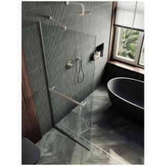 Душевая перегородка в профиле Maybahglass (Майбахгласс) 1950х1190 мм, стекло 8 мм Бесцветное, полотенцедержатель MGD-714-5у