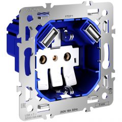 Механизм Вольтум розетки с заземлением и защитными шторками 16А, с USB A+A, S70 VLS0404M, Voltum