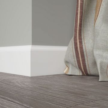 Плинтус напольный ЛДФ меловой Ultrawood (Ультравуд) 2000х83х12 мм, Base 0001 i 2.00
