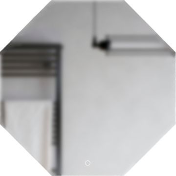 Зеркало LED Corozo (Корозо)Каре 700х700 V, 8 граней, сенсор SD-00000962 белый