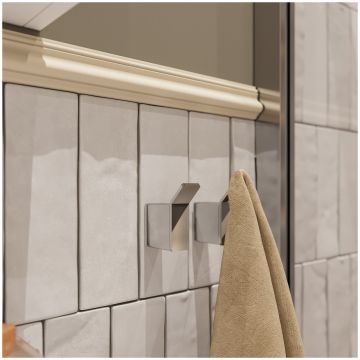 Крючок DEKOR BANYO SS 304 008 хром, на шурупах