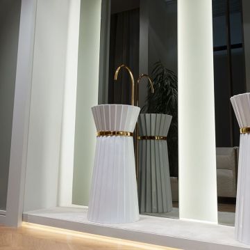 Раковина напольная Oasis (Оазис) Pliss 44x95 см, без отверстий, с донным клапаном и сифоном, цвет: золото/белый 0PLSXXX09544003 (0PI440CEOR)