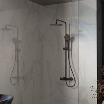 Душевая стойка Vincea (Винчея) Rondo VSFS-1R1MB с изливом, черный матовый