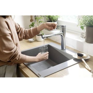 Смеситель Hansgrohe (Хансгрое) Zesis для кухни, 1 отверстие, с вытяжным душем, sВох litе, цвет: хром 74804000