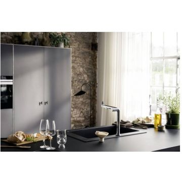 Смеситель для кухни Hansgrohe (Хансгрое) Aqittura M91 240 1jet с поворотным изливом и функцией фильтрации, без фильтра в комплекте 76804670, матовый черный