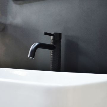 Смеситель Славен (Slaven) для умывальника с высоким корпусом, черный (СЛ-ОД-Д14)