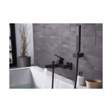 Смеситель Aquatek (Акватек) для ванны с душевым набором, матовый черный AQ1649MB