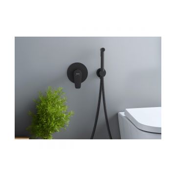 Набор с гигиеническим душем Aquatek (Акватек) Бетта (смеситель + гигиеническая лейка + шланг + шланговое подсоединение с держателем), матовый черный AQ1119MB