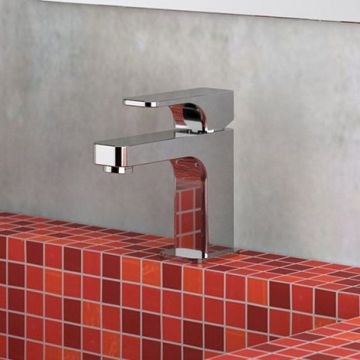 Смеситель Cisal Cubic однорычажный для раковины на 1 отверстие с донным клапаном, цвет: хром CU00051121