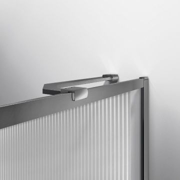 Душевая шторка на ванну Vincea (Винчея) , 700х1400 мм, вороненая сталь, стекло рифленое VSB-41700FLGM