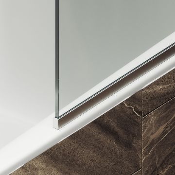 Шторка для ванны в узком профиле Maybahglass (Майбахгласс) 1400х900 мм, стекло Бесцветное , профиль Хром матовый MGV-65-5у