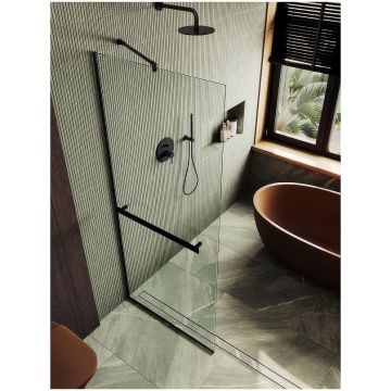 Душевая перегородка в профиле Maybahglass (Майбахгласс) 1950х990 мм, стекло 8 мм Бесцветное, полотенцедержатель MGD-1418-6у