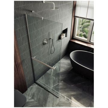 Душевая перегородка в профиле Maybahglass (Майбахгласс) 1950х990 мм, стекло 8 мм Бесцветное, полотенцедержатель MGD-1418-5у