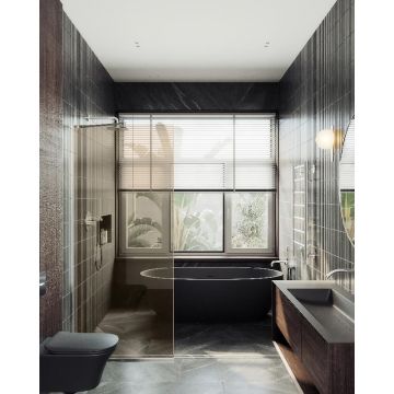 Душевая перегородка Maybahglass (Майбахгласс) в узком профиле 1950х690 мм, Стекло 8 мм Бронза MGD-702-5у