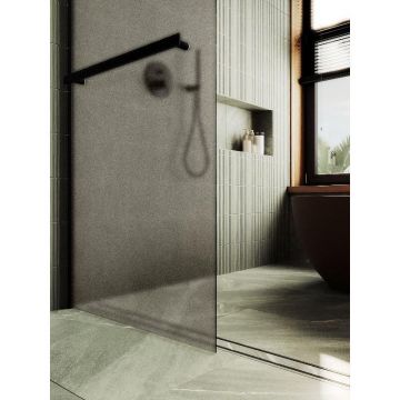 Душевая перегородка Maybahglass (Майбахгласс) в широком профиле 1950х690 мм, Стекло 8 мм Бронза матовая +Полотенцедержатель MGD-722-6ш