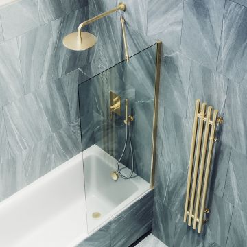 Шторка для ванны Maybahglass (Майбахгласс) в широком профиле 1400х700 мм, стекло Бесцветное , профиль Золото MGV-63-3ш