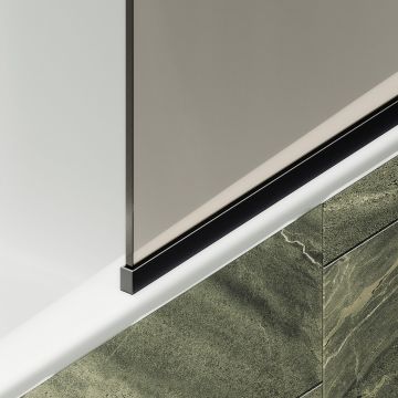 Шторка для ванны в узком профиле Maybahglass (Майбахгласс) 1400х300 мм, стекло Бронза , профиль Черный MGV-250-6у