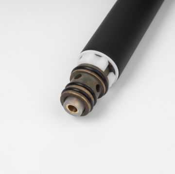 Излив для кухни Iddis (Иддис), J-образный, нерж. сталь, 184х235 мм, поворотный, черный, 995J18B5SM